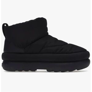 UGG CLASSIC MAXI MINI BLACK BOOTS